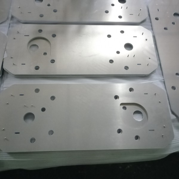 What are the Advantages of Stainless Steel Thick Plate Laser Cutting?
